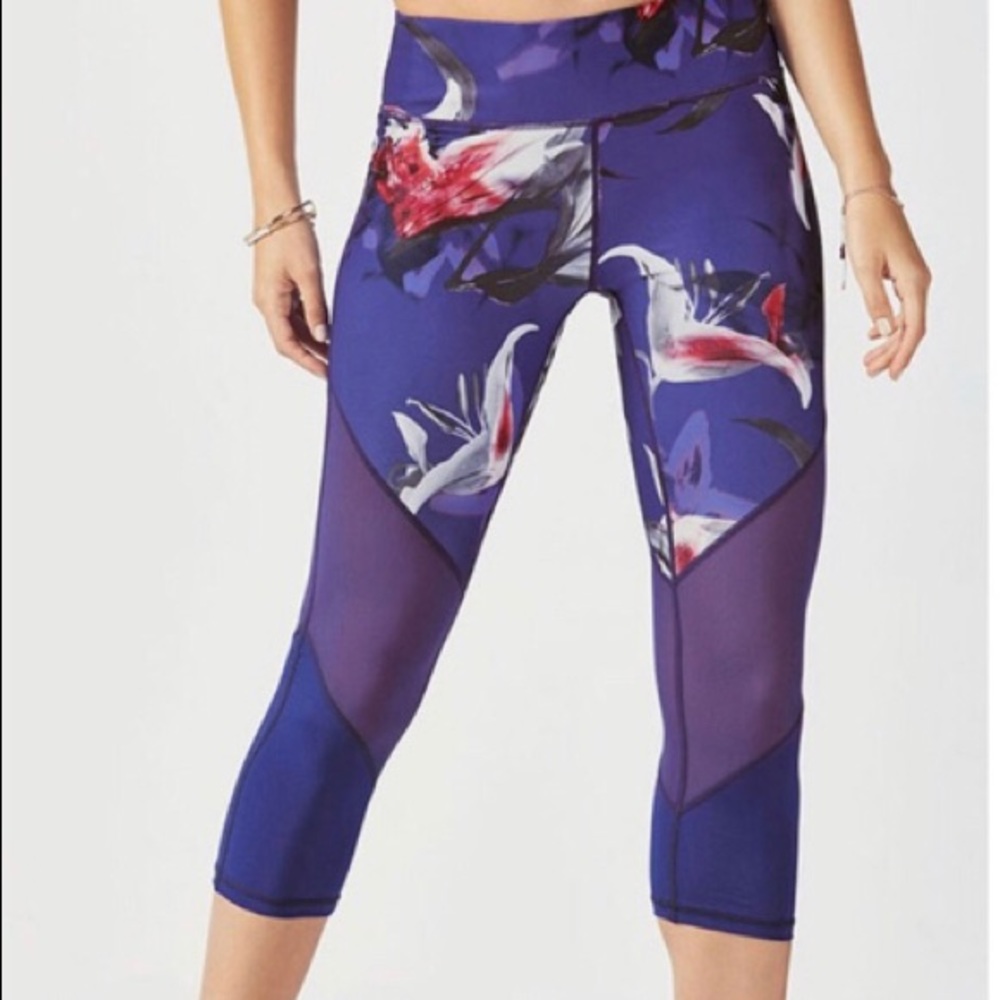 Fabletics Salar Power Hold Capri Leggings